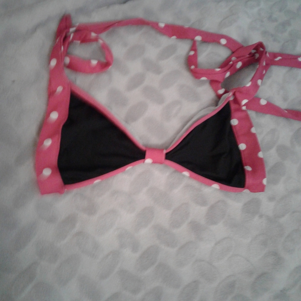 Black and pink bikini - Picture 2 of 3